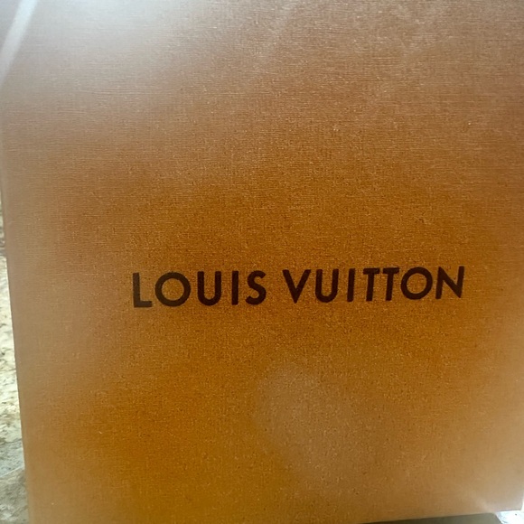 Woman’s belt NWT - Picture 6 of 6